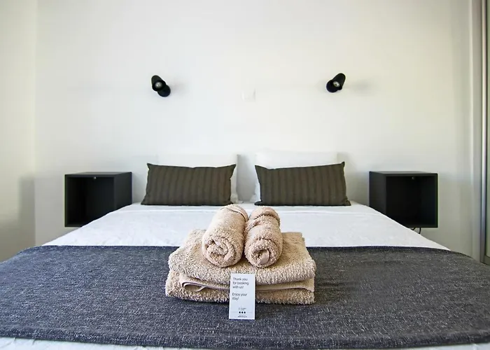 Phaedrus Living Seaside Flat Lighthouse 63 * Paphos