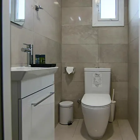 Phaedrus Living: Seaside Modern Flat Lighthouse 63 * Paphos